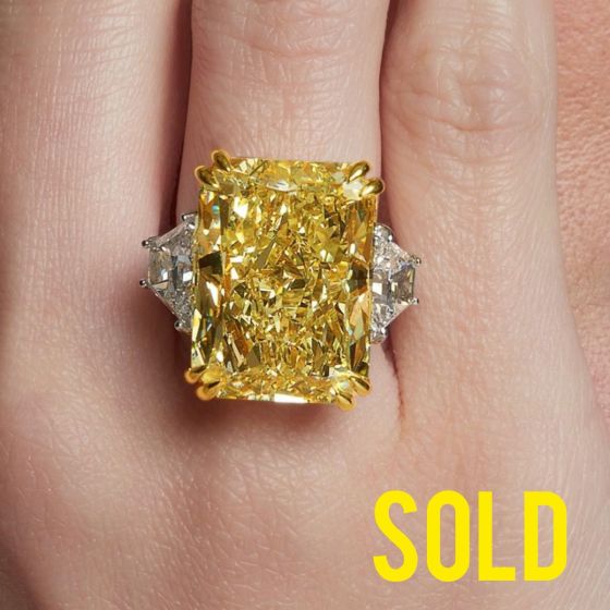 Fancy Yellow Radiant Cut Trapezoid Side Stone Ring(SOLD)
